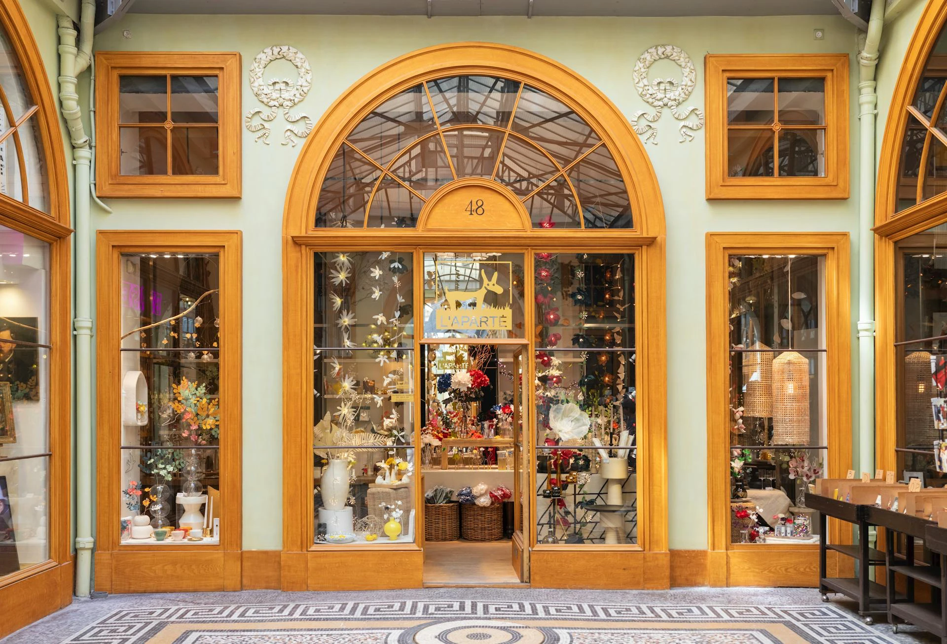 Outlet mall in Paris near city center